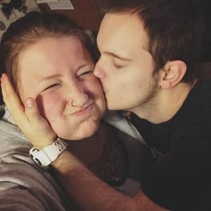 Meet your Posher, Kendra